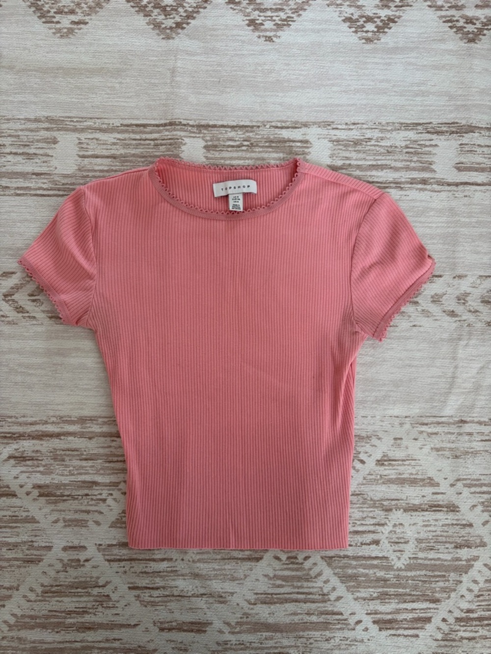 Topshop pink t-shirt with lace details – Size US 4